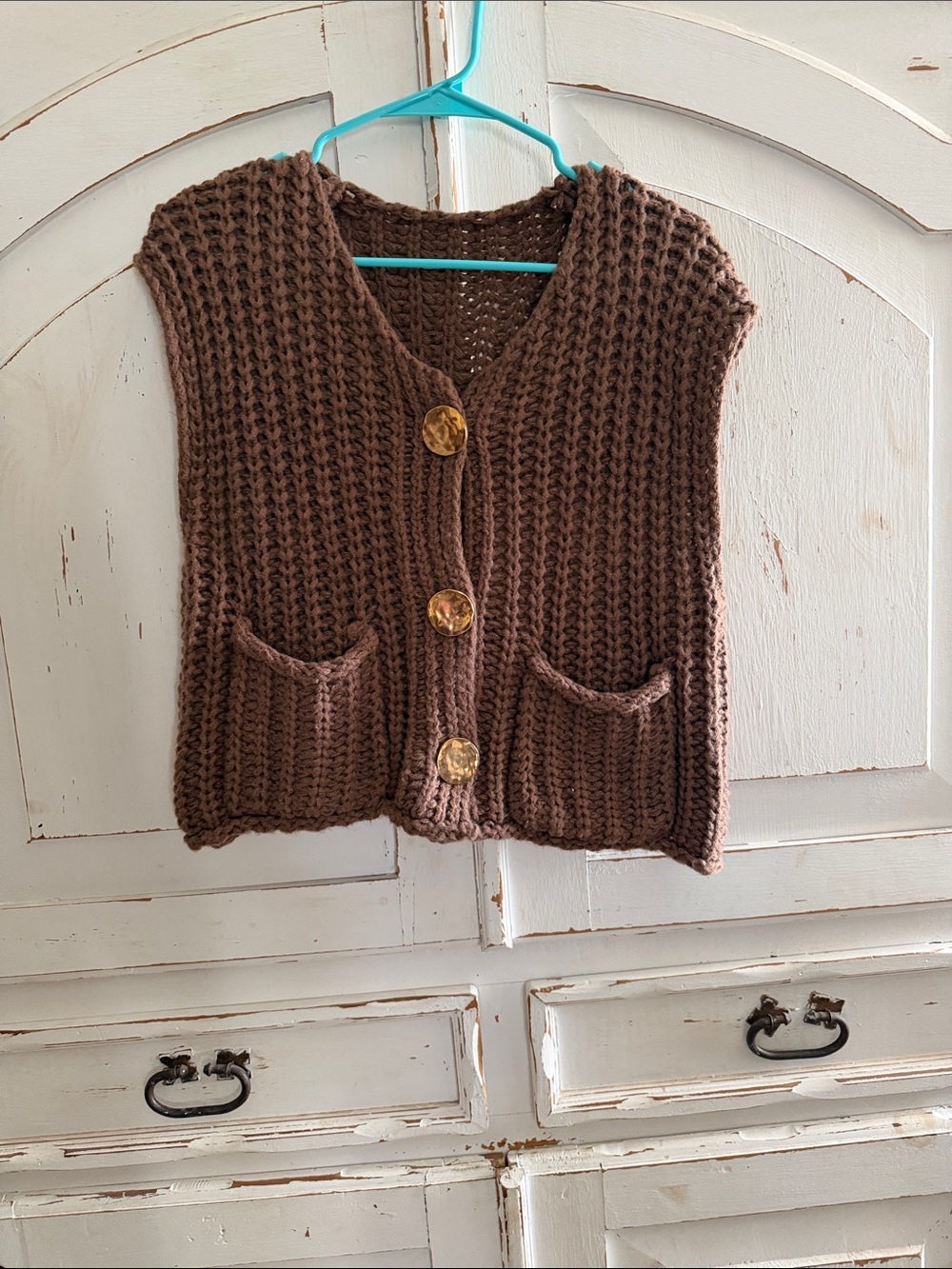 Women’s Cozy Brown Chunky Knit Button sweater Vest